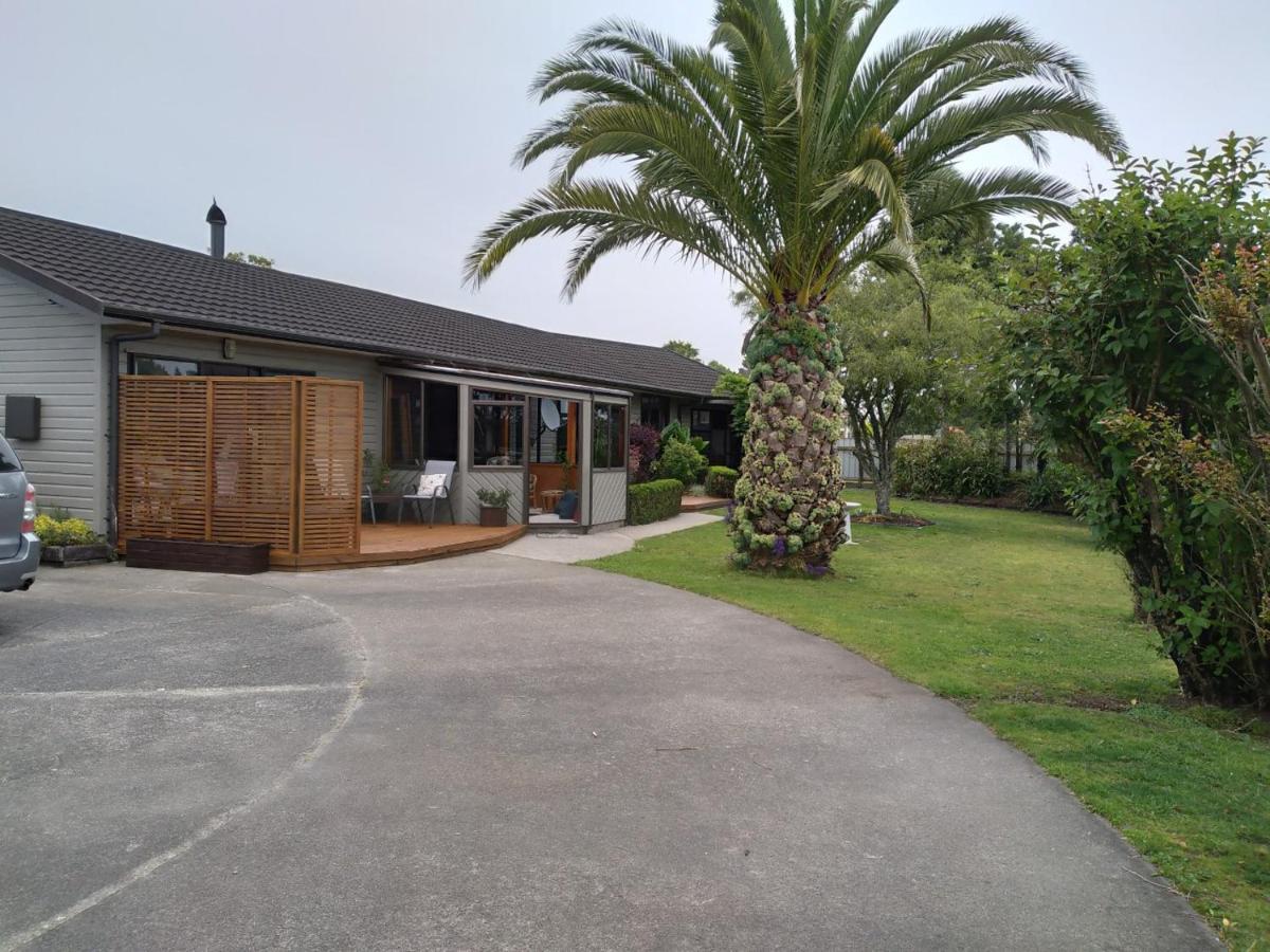 Carters Beach Bed And Breakfast Уестпорт Екстериор снимка