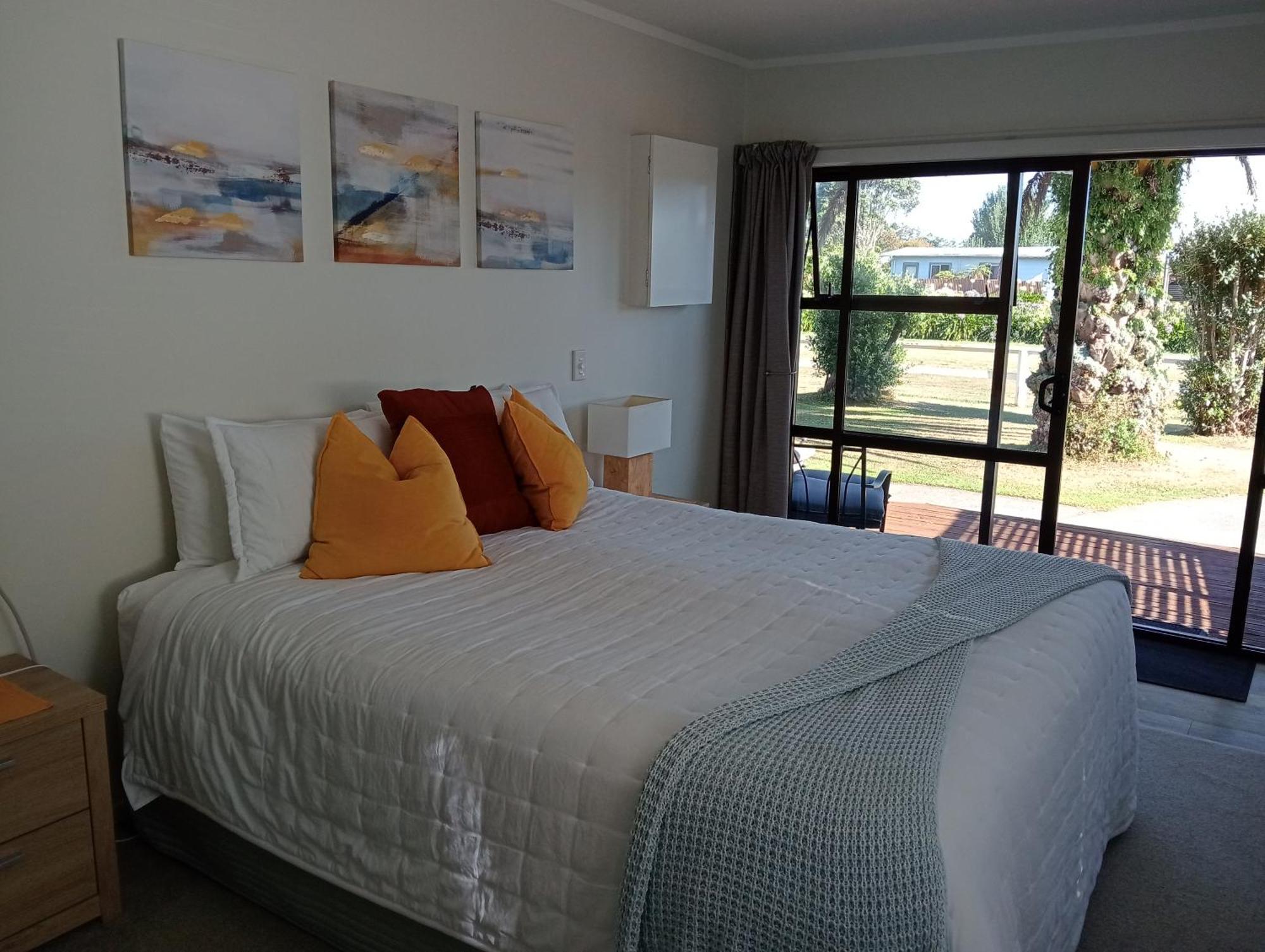 Carters Beach Bed And Breakfast Уестпорт Екстериор снимка